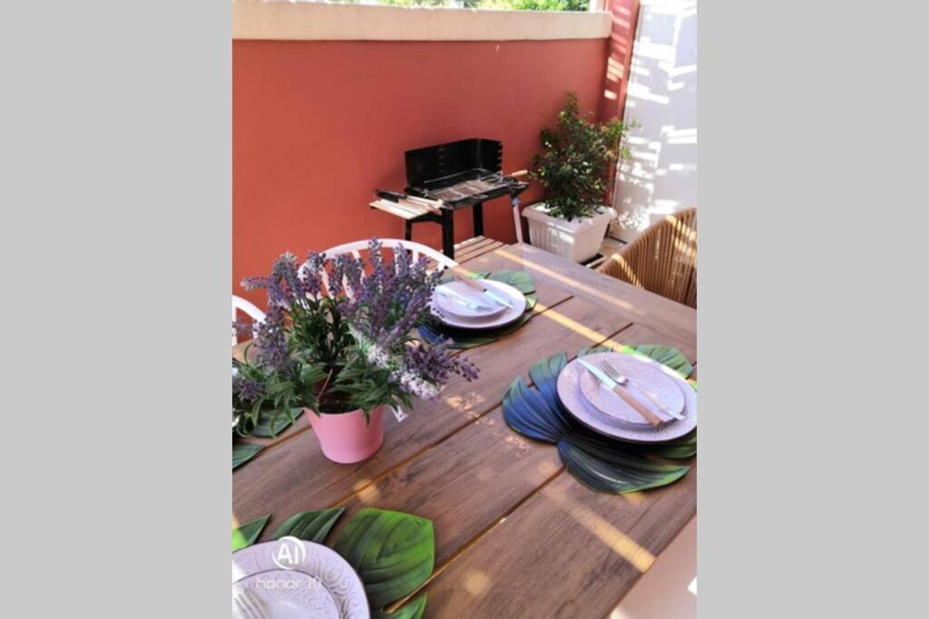 Lefko'S House- Contemporary, Fully Renovated House Villa Kassiopi Bagian luar foto