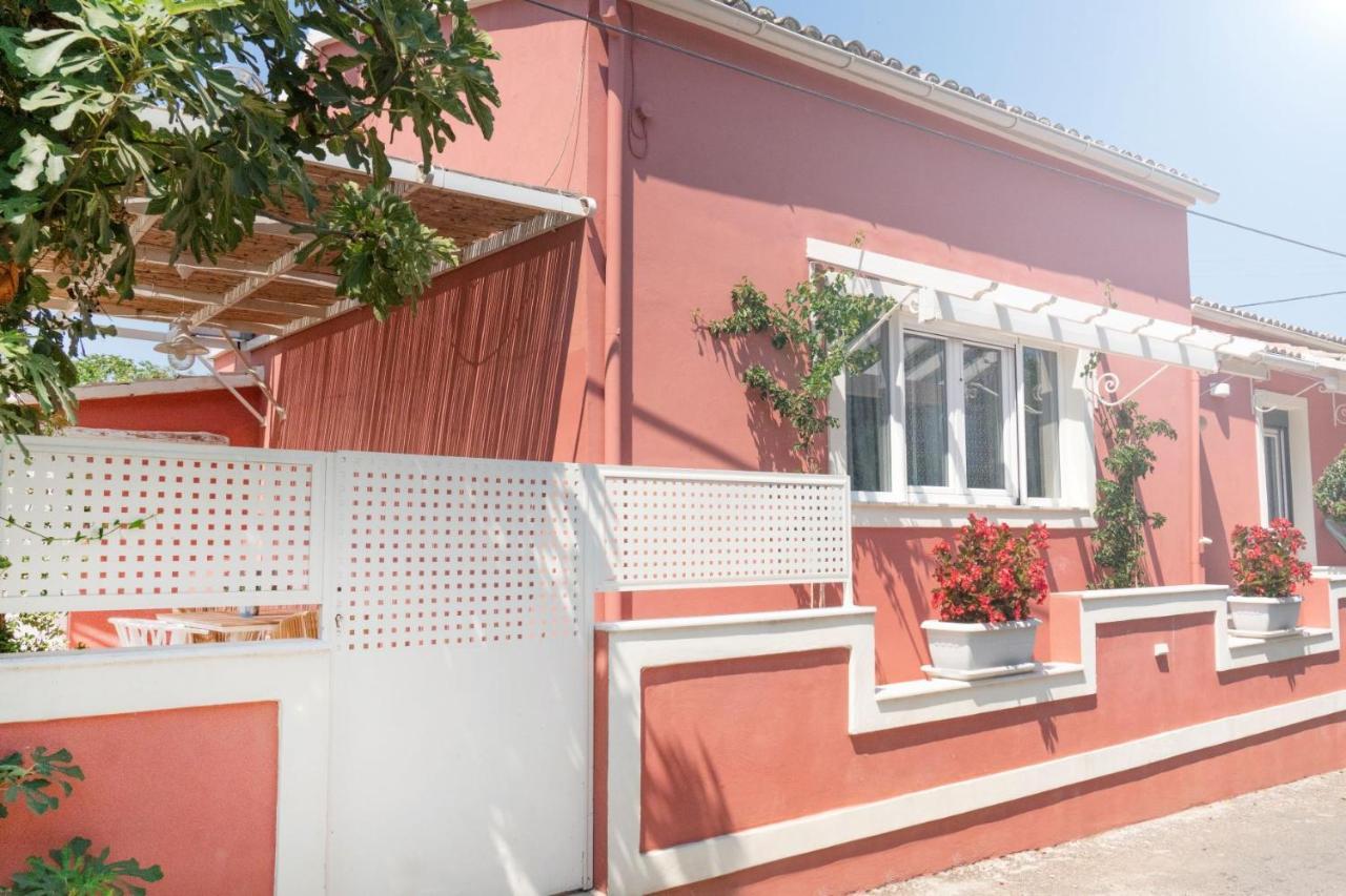 Lefko'S House- Contemporary, Fully Renovated House Villa Kassiopi Bagian luar foto