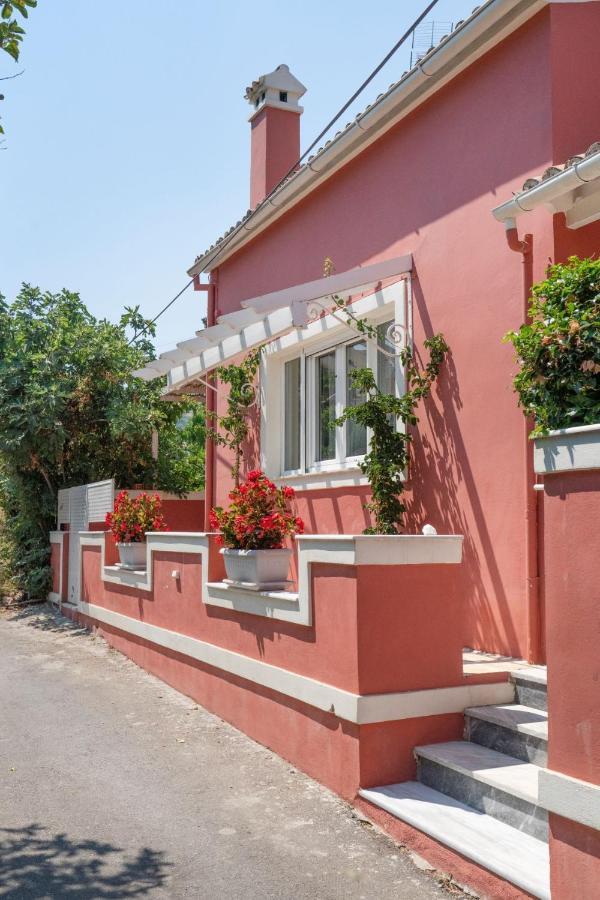 Lefko'S House- Contemporary, Fully Renovated House Villa Kassiopi Bagian luar foto